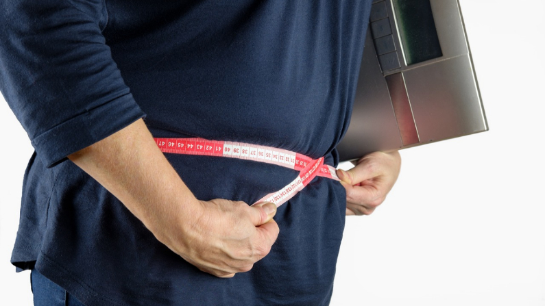 El Dr. Shuzo Sato, un neurocirujano japonés, propone un régimen de pérdida de peso que involucra al cerebro. Al reducir una comida a la semana, perdió 60 libras en 18 meses. (Pixabay/ Bru-nO)