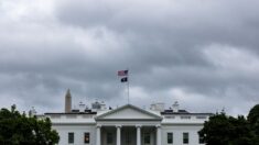 ANÁLISIS: Visitas asiduas a la Casa Blanca permiten a miembros de fundación de Soros influir en políticas
