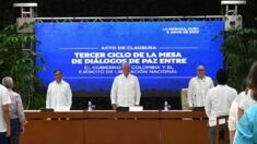 Gobierno colombiano y el ELN pactan un cese al fuego nacional y bilateral desde agosto