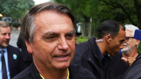 Bolsonaro anuncia que acudirá a la investidura de Milei como presidente de Argentina