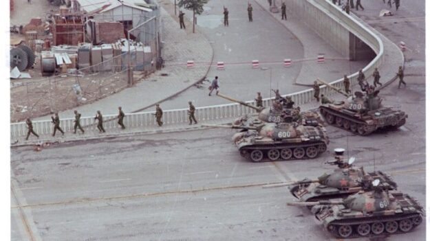 “Símbolo de desafío”: La memoria de la masacre de la plaza de Tiananmen se mantiene viva por los defensores