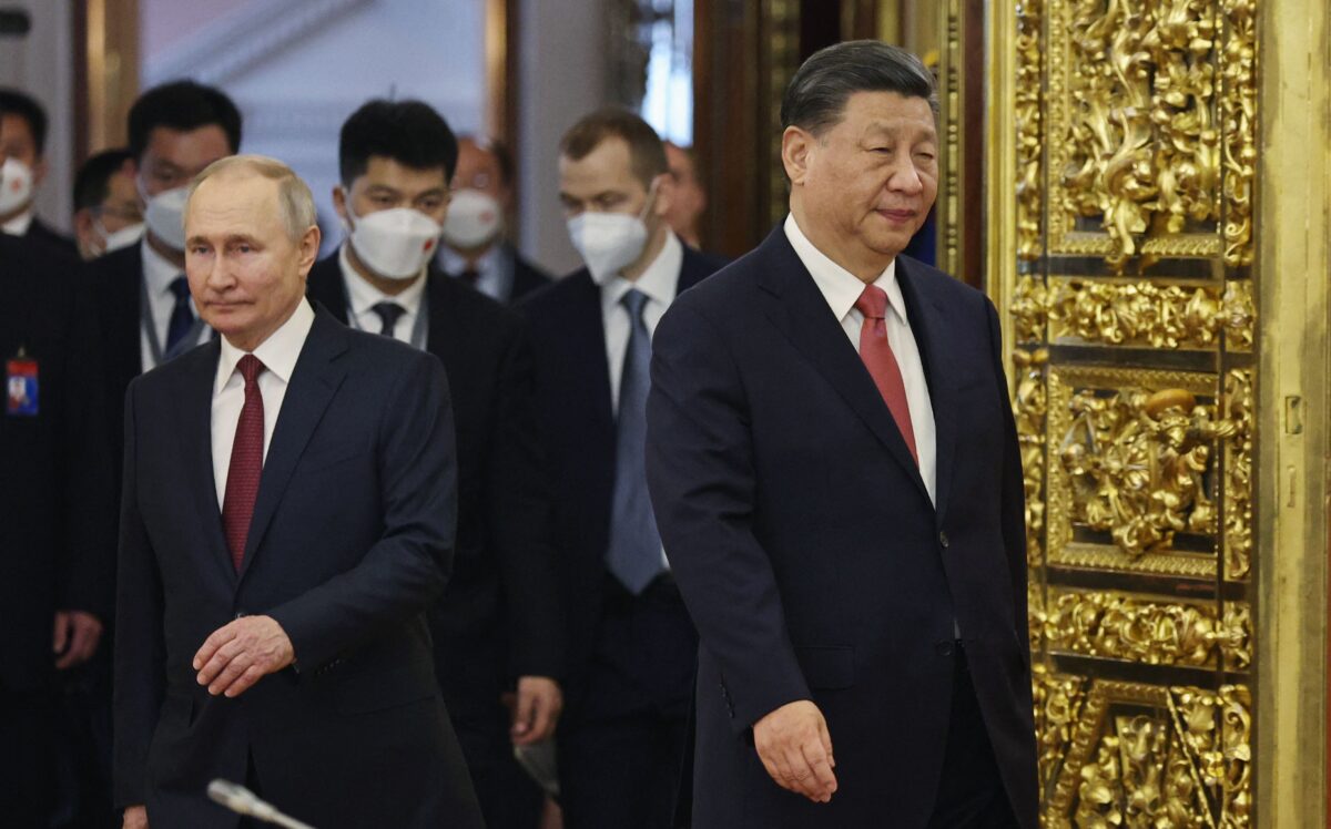 China, Irán y Rusia "colaboran estrechamente" para debilitar a EE.UU., dicen expertos
