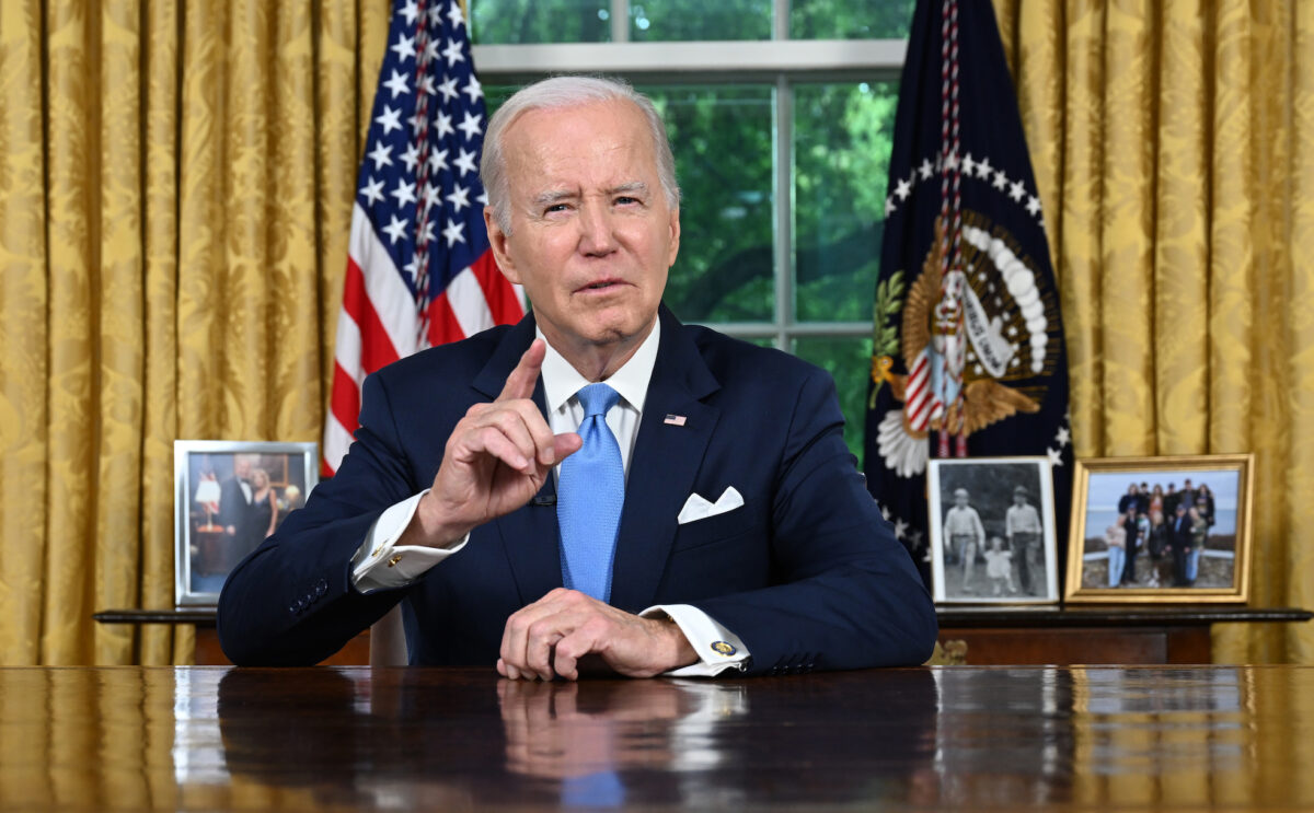 Biden veta proyecto del Partido Republicano para frenar "injusta" condonación de préstamos estudiantiles