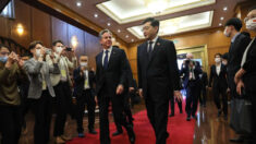 Blinken y el ministro de Asuntos Exteriores chino mantienen “sinceras” conversaciones en Beijing