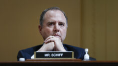 Se desata el caos en la Cámara mientras los demócratas protestan por censura republicana a Adam Schiff