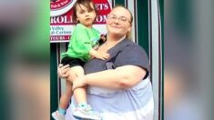 Madre obesa decide sanarse por su hija y luce irreconocible tras perder más de 175 libras