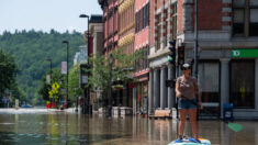 Declaran estado en emergencia por inundaciones “catastróficas” en Vermont