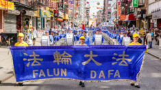 Estadounidenses celebran renuncia de 415 millones de personas al PCCh en desfile de Falun Dafa en NY