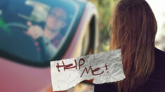 «¡Ayúdame!»: Encuentran a adolescente secuestrada gracias a que ciudadano vio su cartel escrito a mano