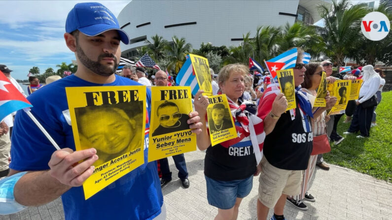 El 11 de julio de 2021, miles de cubanos salieron a las calles de la isla caribeña para protestar contra el ejecutivo liderado por Miguel Díaz-Canel, denunciar su gestión y reclamar libertad para el pueblo cubano. (VOA/ Antoni Belchi)