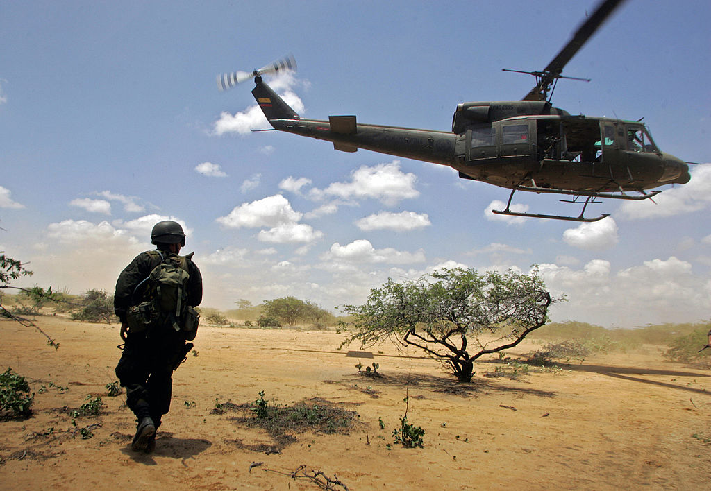 Hallan accidentado el helicóptero de la Policía colombiana perdido con cuatro tripulantes