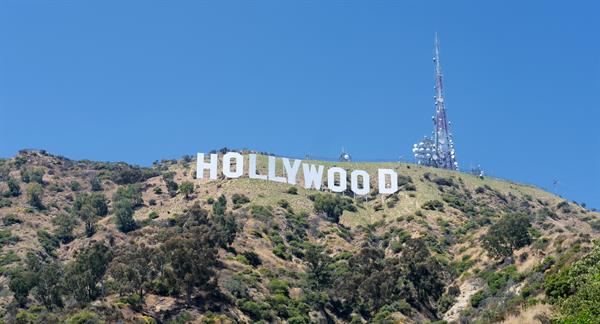 Fotografía del letrero de Hollywood, el 9 de junio de 2023, en el Lake View Park, en Los Ángeles (EE.UU.). EFE/ Mónica Rubalcava
