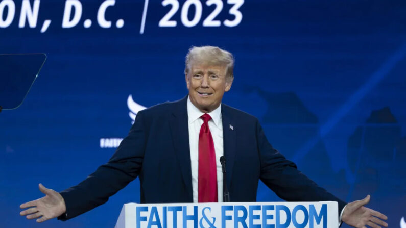 El expresidente Donald J. Trump habla durante la conferencia Faith and Freedom Road to Majority, en Hilton, Washington, el 24 de junio de 2023. (Madalina Vasiliu/The Epoch Times)
