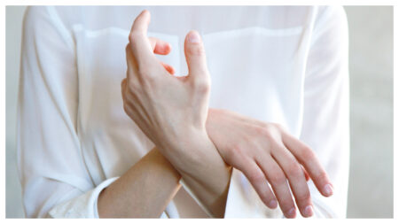 Dolor crónico en las manos: usualmente causado por uso excesivo, 6 ejercicios para aliviarlo