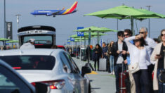 California permite operar las 24 horas a dos empresas de taxis sin conductor