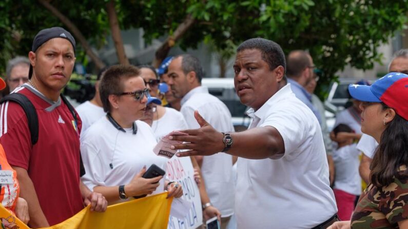 El presidente de Venezolanos Perseguidos Políticos en el Exilio (Veppex), José Antonio Colina. Imagen de archivo. EFE/Andy Ale