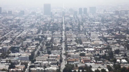 La contaminación del aire está relacionada con el cáncer de mama, según un estudio