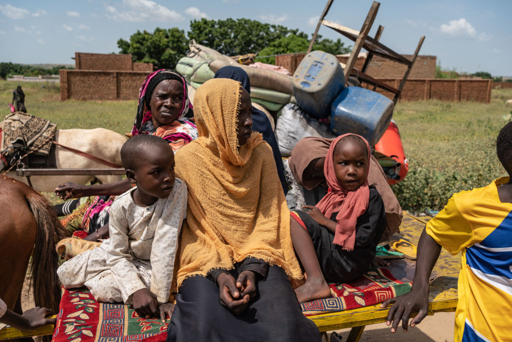 ONU: Más de 1200 niños murieron por presunto brote de sarampión en el devastado Sudán
