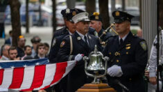 Estados Unidos llora y honra las vidas perdidas en el 22º aniversario de los atentados del 9/11