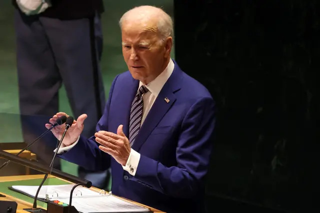El presidente Joe Biden se dirige a los líderes mundiales durante la Asamblea General de las Naciones Unidas en Nueva York el 19 de septiembre de 2023. (Spencer Platt/Getty Images)