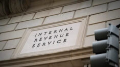 El IRS ofrece desgravaciones fiscales a las víctimas de los huracanes en varios estados