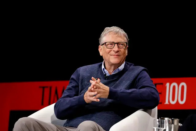 Bill Gates habla en el escenario de la Cumbre TIME100 2022 en el Jazz at Lincoln Center de Nueva York, el 7 de junio de 2022. (Jemal Countess/Getty Images para TIME)