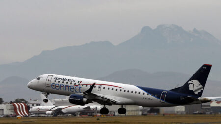 Categoría 1 en aviación beneficia a aerolíneas mexicanas, según agencia de calificación crediticia