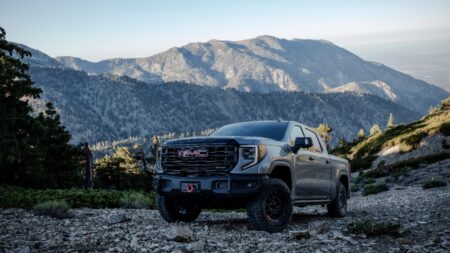 2023 GMC Sierra 1500 AT4X AEV Edition: ¿Lujo para maltratar?