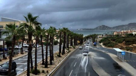 La tormenta Norma sale de Baja California Sur pero avanza hacia Sinaloa