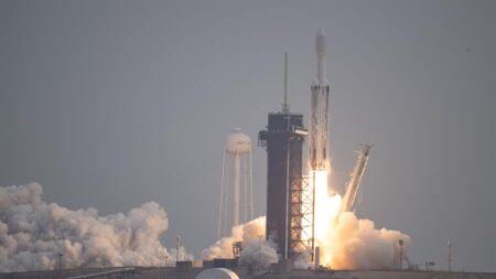 Familia de Florida pide a la NASA indemnización por daños de basura espacial a su casa