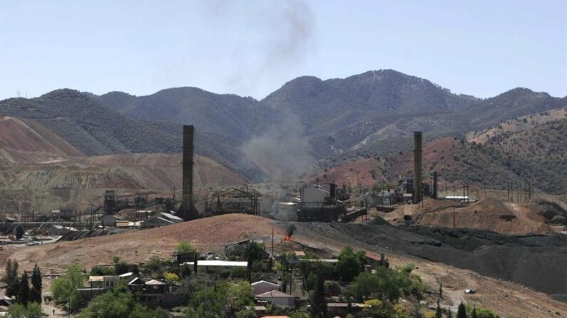 Fotografía de archivo en donde se observa la mina de Cananea (México). EFE/Ivan Stephens