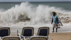 Norma aumenta nuevamente a huracán de categoría 3 y se dirige a Cabo San Lucas en México