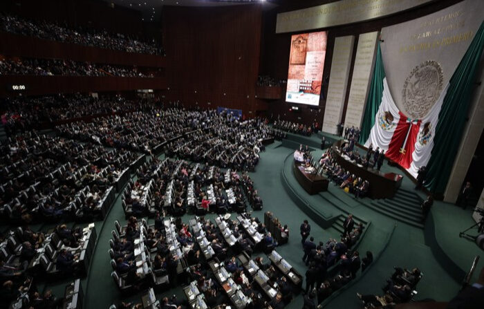 Vista general de una sesión conjunta del Congreso, en Ciudad de México. Imagen de archivo. (EFE/José Méndez)
