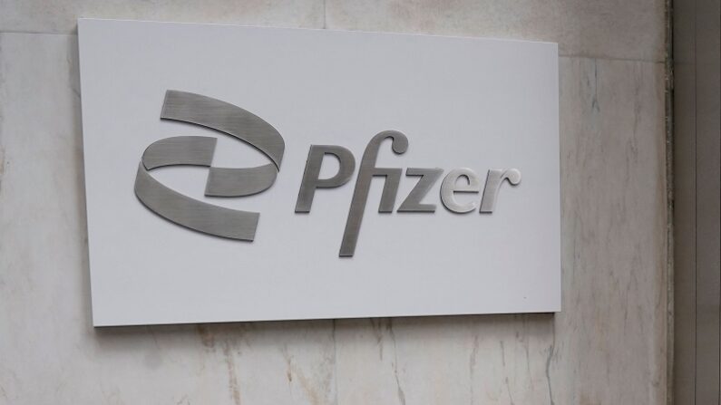La sede de Pfizer en Nueva York el 25 de abril de 2022 (TIMOTHY A. CLARY/AFP vía Getty Images)
