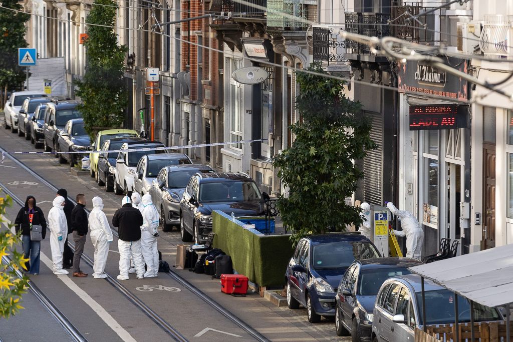 Dos muertos y tres heridos en un tiroteo en Bruselas