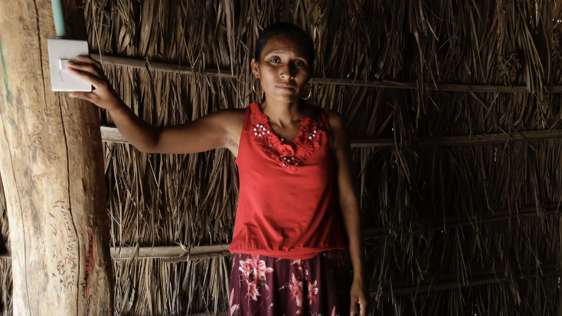 Programa "Luces de Esperanza" lleva electricidad a comunidades rurales de Oaxaca