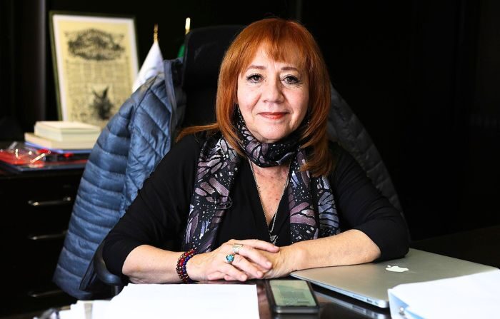 Rosario Piedra Ibarra en su escritorio como Ombudsperson nacional. (Bertszh / CC BY-SA 4.0 DEED )