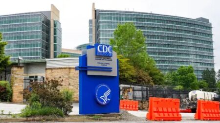 Los CDC anuncian la ampliación de las operaciones de vigilancia en los aeropuertos