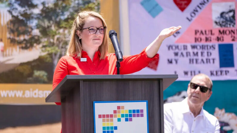 La entonces alcaldesa de West Hollywood, Lindsey P. Horvath, en una foto de archivo en West Hollywood, California, el 5 de junio de 2021. (Emma McIntyre/Getty Images for Foundation for the AIDS Monument)