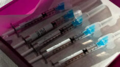 La 4ª dosis de vacuna mostró una eficacia relativa negativa frente a muerte por COVID, según estudio