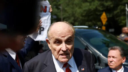 Rudy Giuliani demanda al presidente Joe Biden por difamación