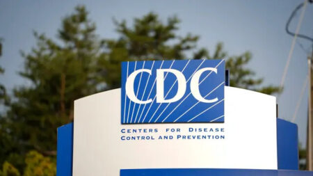 Legisladores republicanos piden a los CDC que presten atención al «sospechoso» brote de virus en China