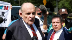 Abogados de Rudy Giuliani dicen que pagar USD 43 millones en caso de difamación es una “pena de muerte”
