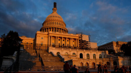 El Senado rechaza un proyecto de ley destinado a evitar el cierre del gobierno