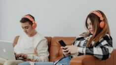 Las redes sociales alimentan la epidemia de depresión en adolescentes