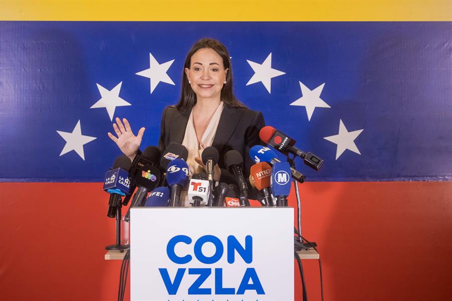 Oposición venezolana espera antes del viernes un anuncio sobre la habilitación de Machado