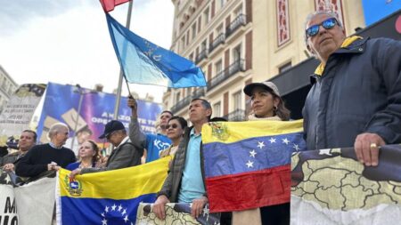 Millones de venezolanos en el exterior no podrán participar en las elecciones presidenciales