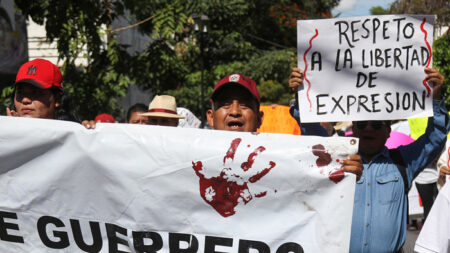 Reporteros de Chilpancingo marchan para exigir justicia tras ola de ataques a colegas