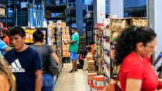 Reabren los primeros cuatro supermercados en Acapulco tras el huracán Otis