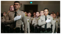 4 empleados del sheriff de Los Ángeles mueren por aparente suicidio en 24 horas